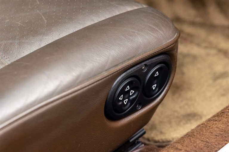 Porsche 911 Carrera 3.2 (US)