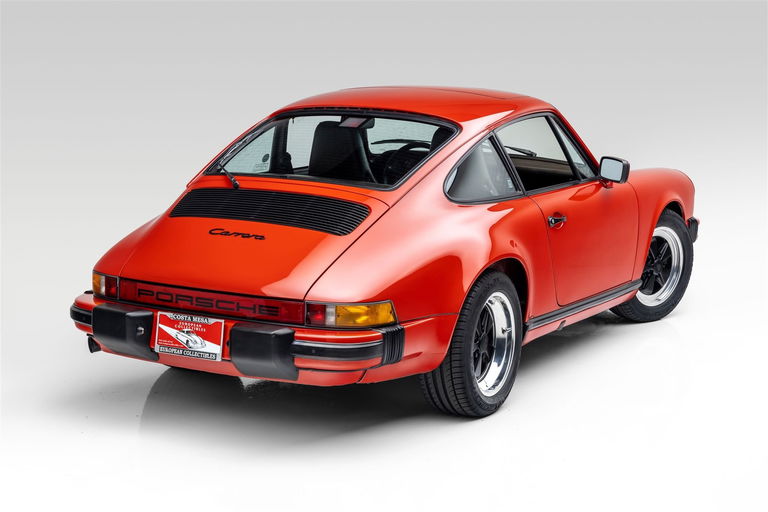 Porsche 911 Carrera 3.2 (US)