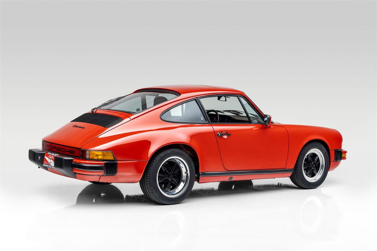 Porsche 911 Carrera 3.2 (US)