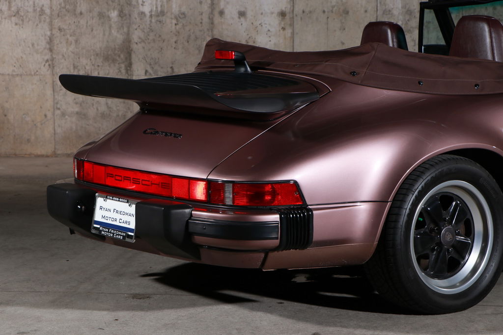 Porsche 911 Carrera 3.2 (US)