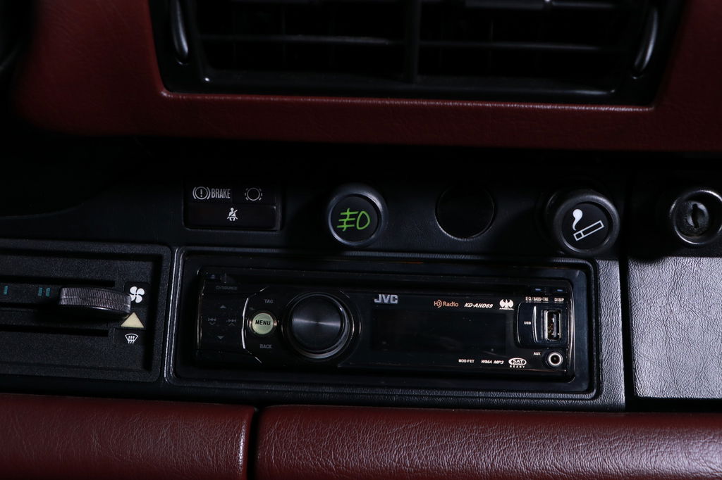 Porsche 911 Carrera 3.2 (US)