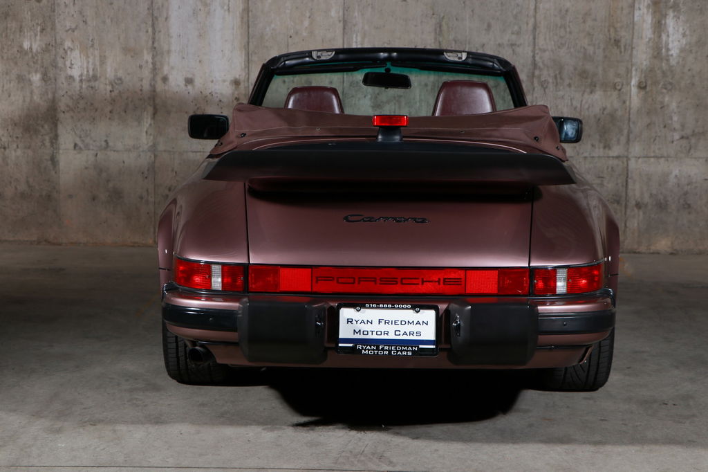Porsche 911 Carrera 3.2 (US)