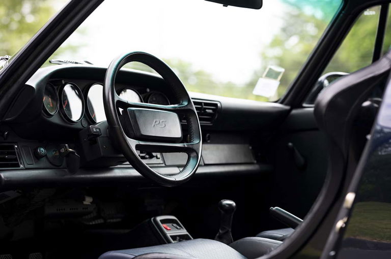 Porsche 964 Carrera RS