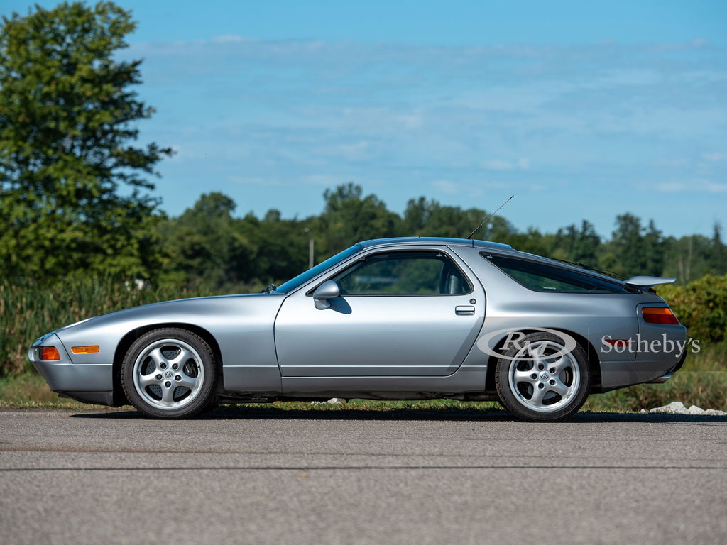 Porsche 928 GTS