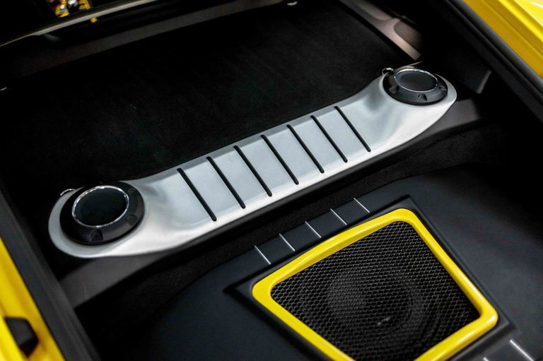 Porsche 981 Cayman GT4