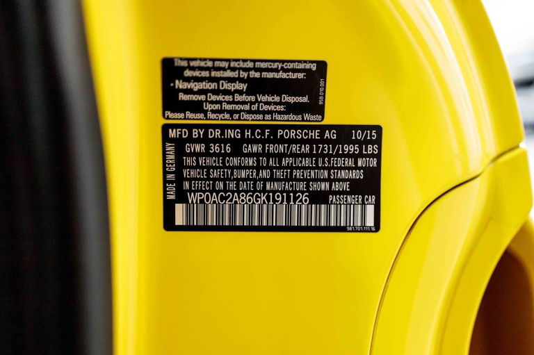 Porsche 981 Cayman GT4