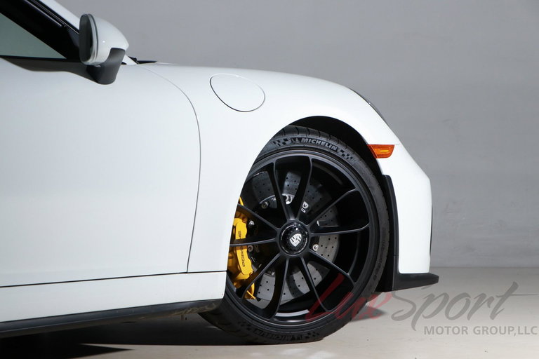 Porsche 991 GT3 Touring