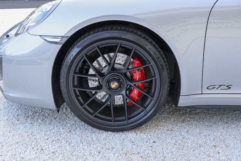 Porsche 991.2 Carrera GTS