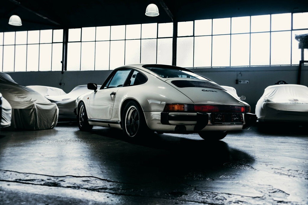 Porsche 911 Carrera 3.2