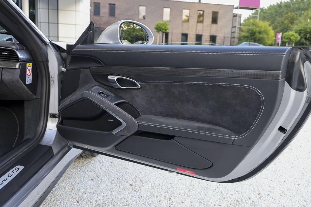 Porsche 991.2 Carrera GTS