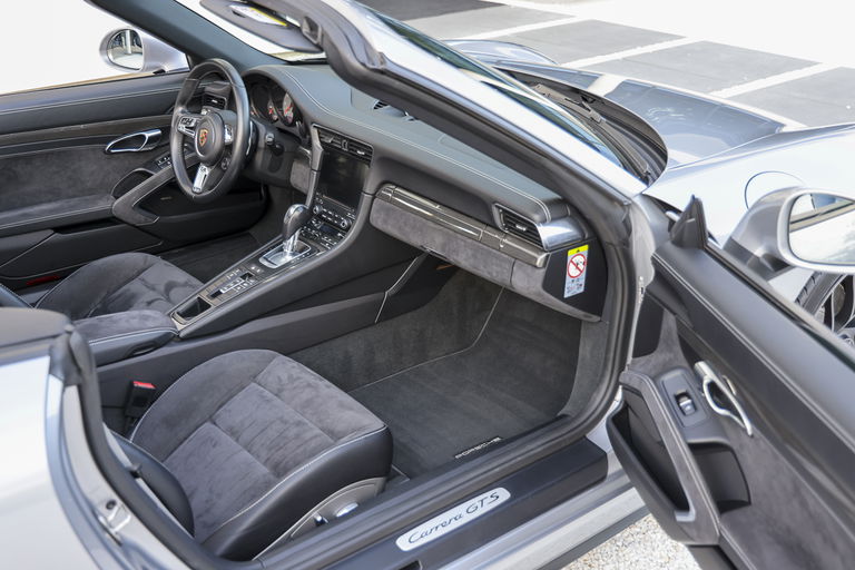 Porsche 991.2 Carrera GTS