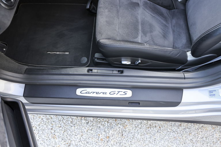Porsche 991.2 Carrera GTS