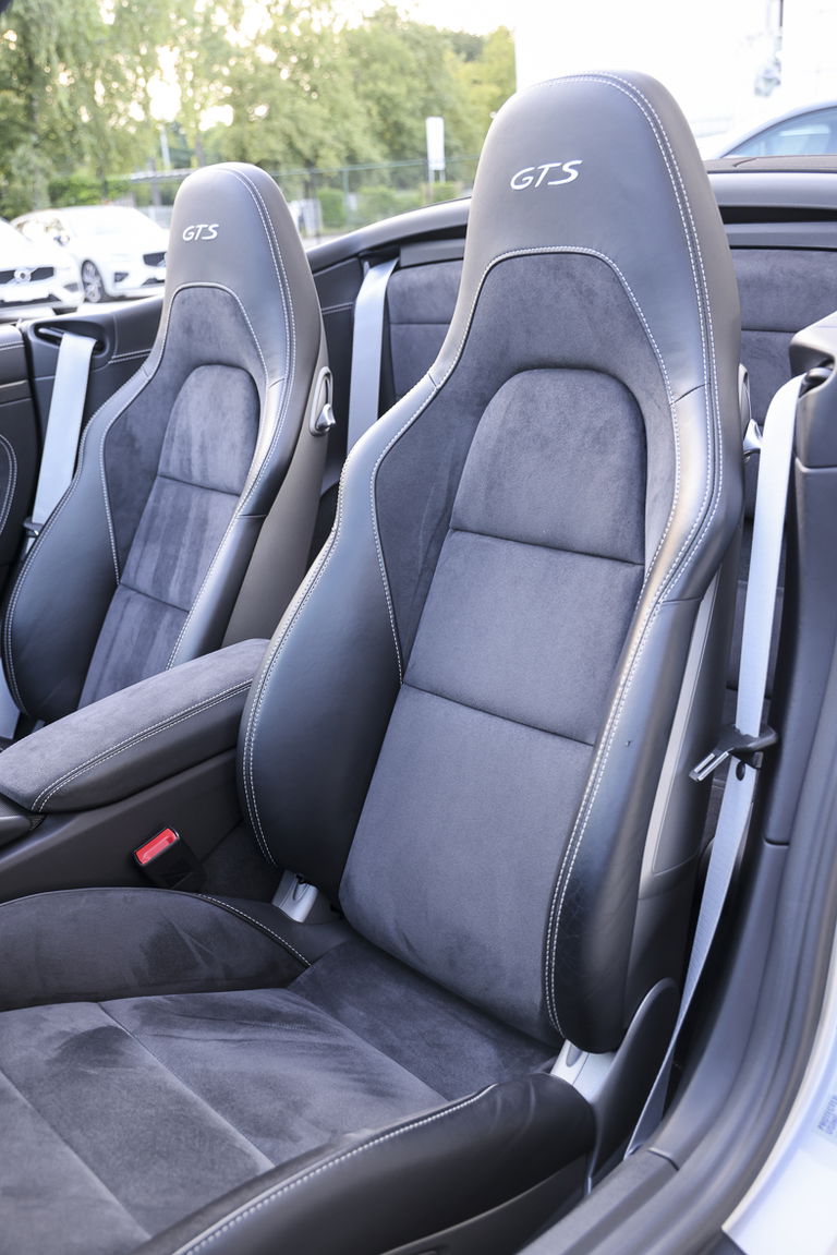 Porsche 991.2 Carrera GTS