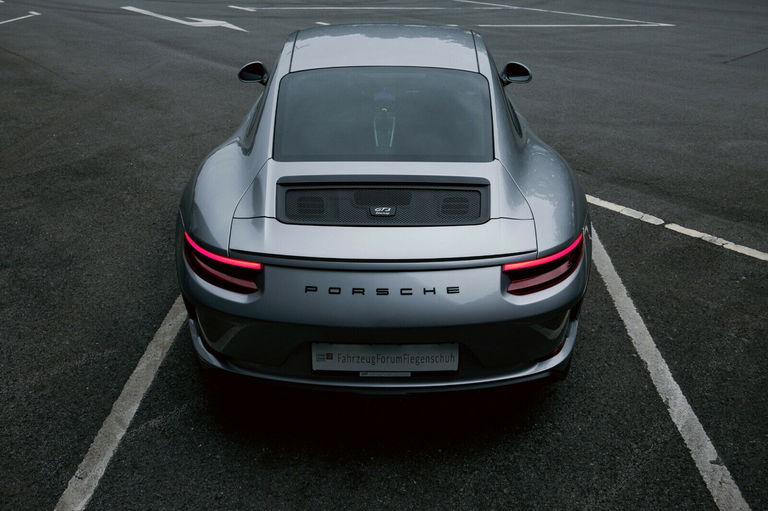 Porsche 991 GT3 Touring