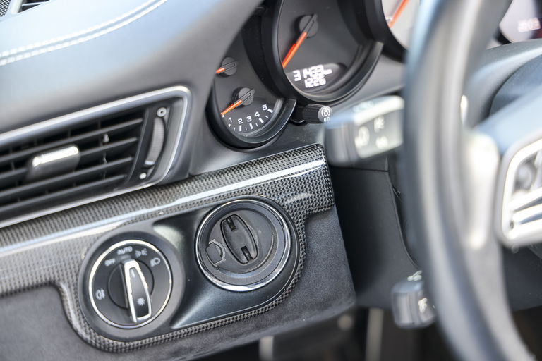 Porsche 991.2 Carrera GTS