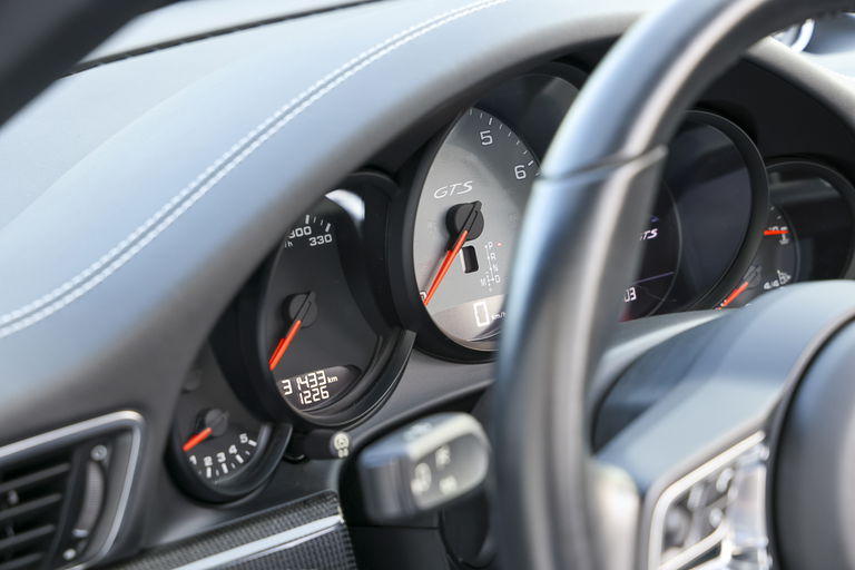 Porsche 991.2 Carrera GTS