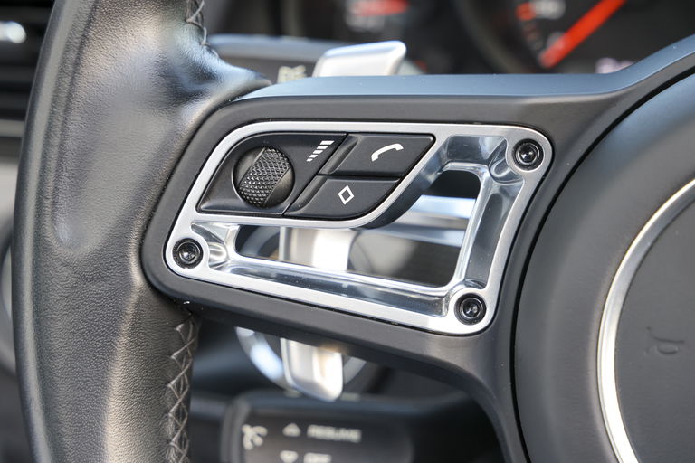 Porsche 991.2 Carrera GTS