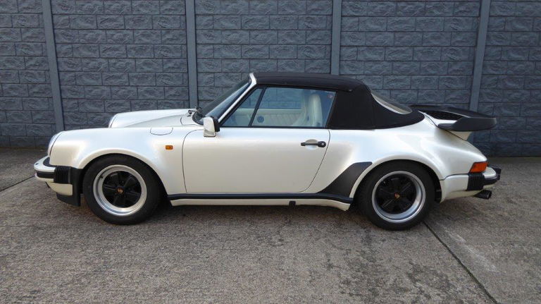 Porsche 911 Turbo 3.3