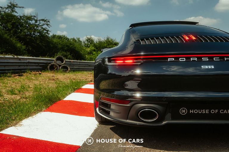 Porsche 992 Belgian Legend Edition