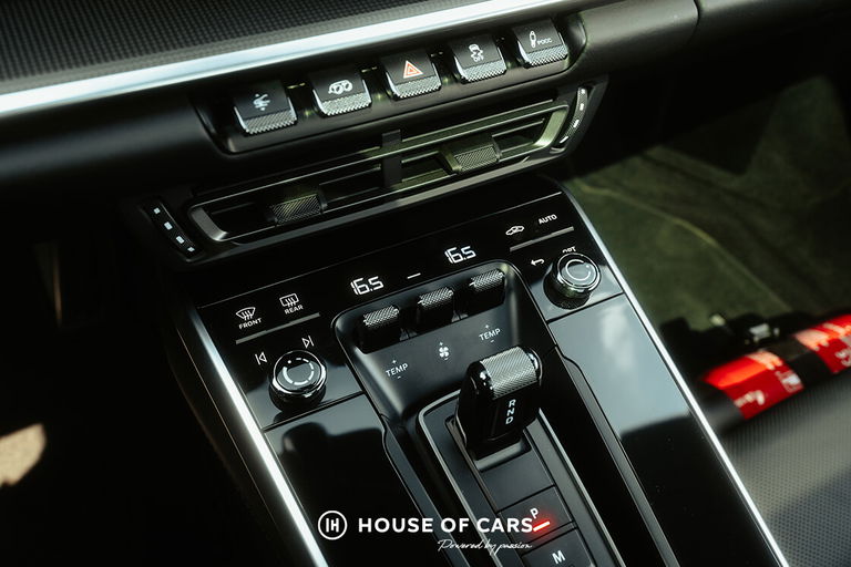 Porsche 992 Belgian Legend Edition