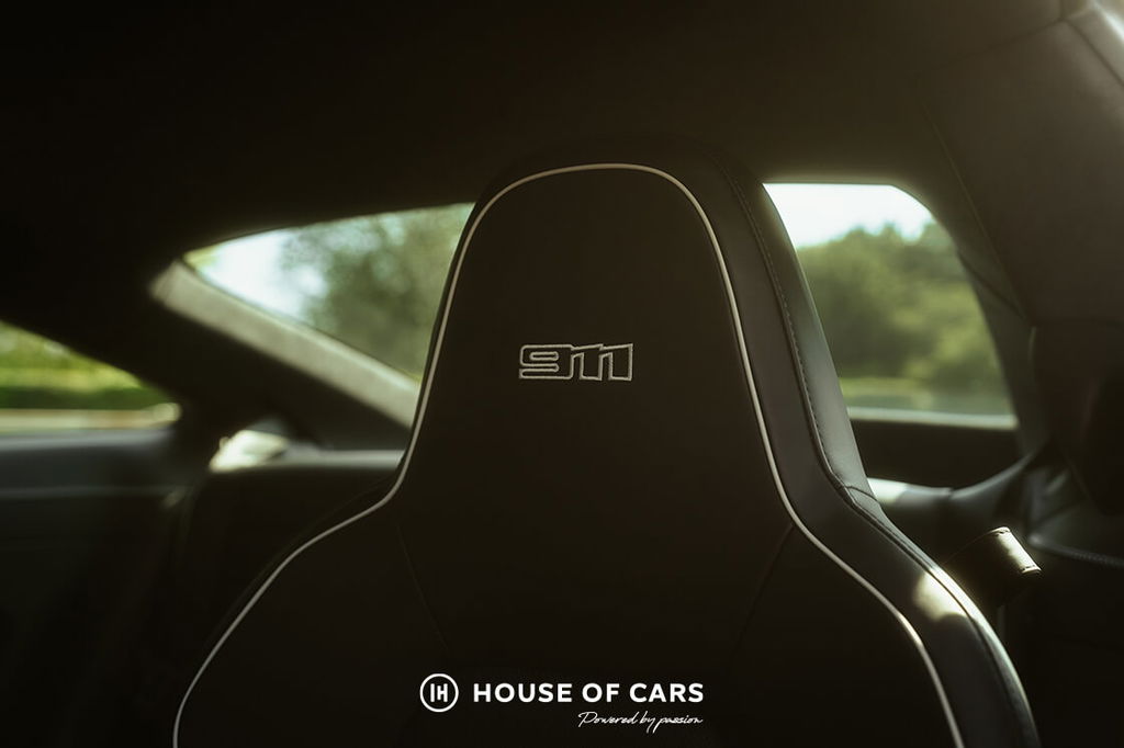 Porsche 992 Belgian Legend Edition