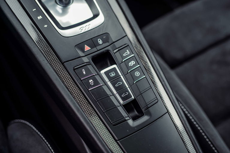 Porsche 991.2 Carrera GTS