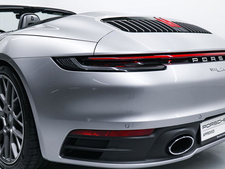 Porsche 992 Carrera 4S