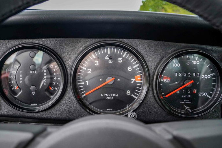 Porsche 911 Carrera 3,0