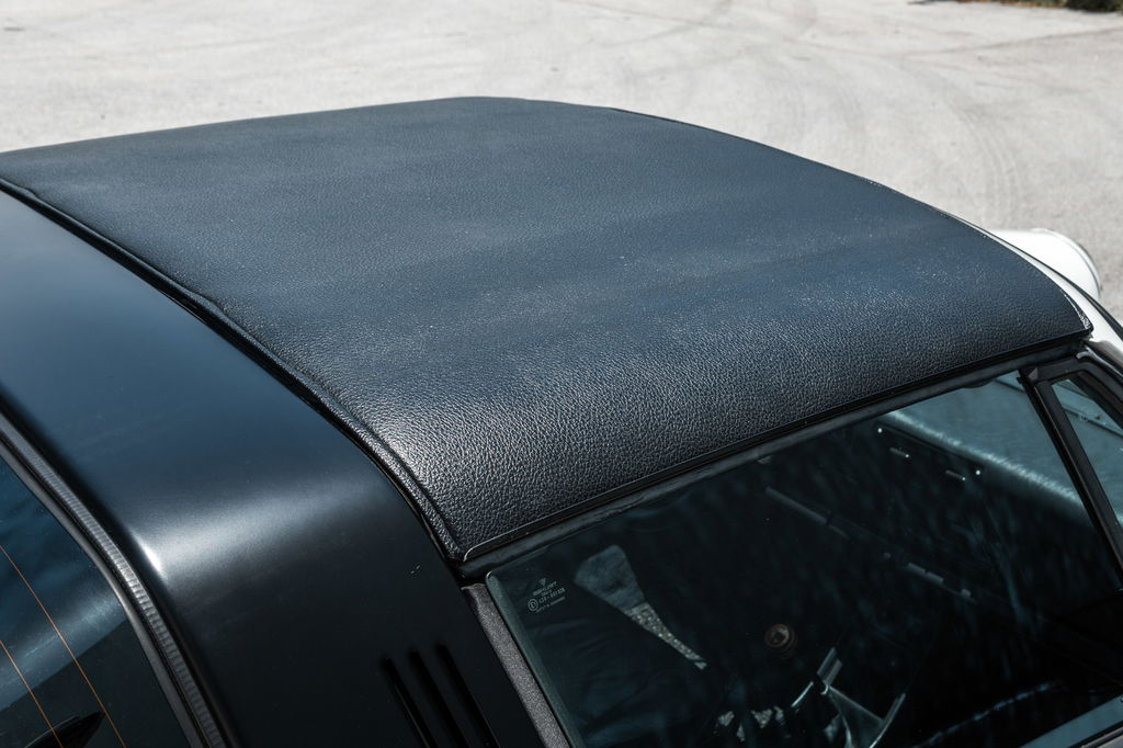 Porsche 911 Carrera 3.2 (US)