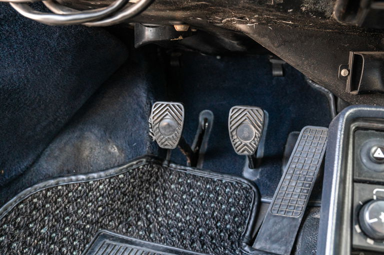 Porsche 911 Carrera 3.2 (US)