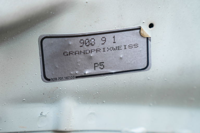 Porsche 911 Carrera 3.2 (US)