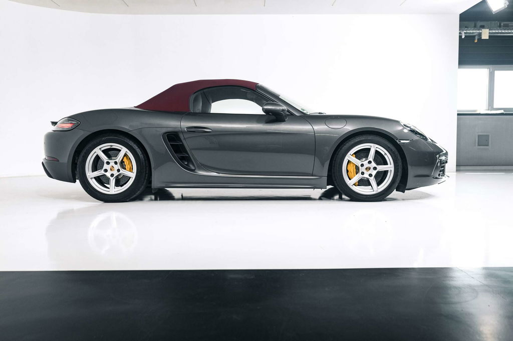 Porsche 718 Boxster