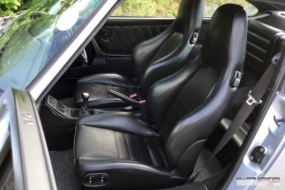 Porsche 964 Carrera 4