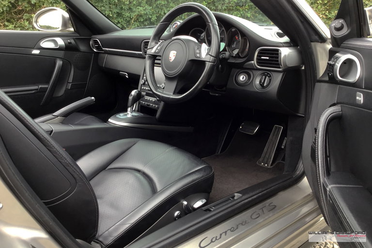 Porsche 997.2 Carrera GTS