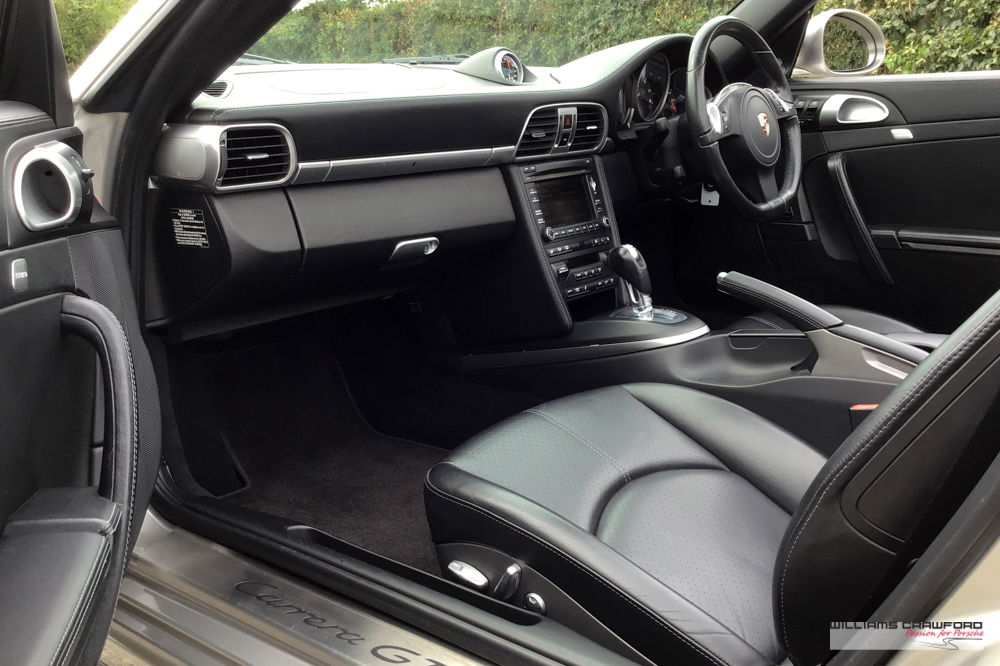 Porsche 997.2 Carrera GTS