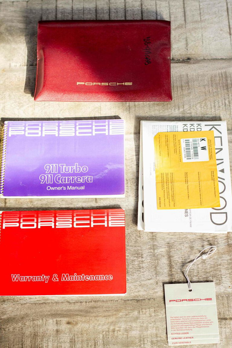 Porsche 911 Carrera 3.2