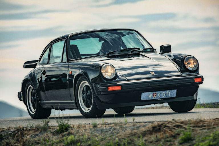 Porsche 911 Carrera 3.2 Clubsport