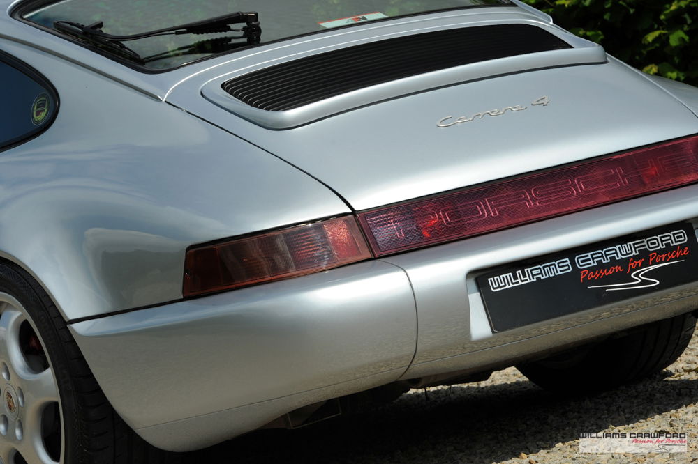 Porsche 964 Carrera 4