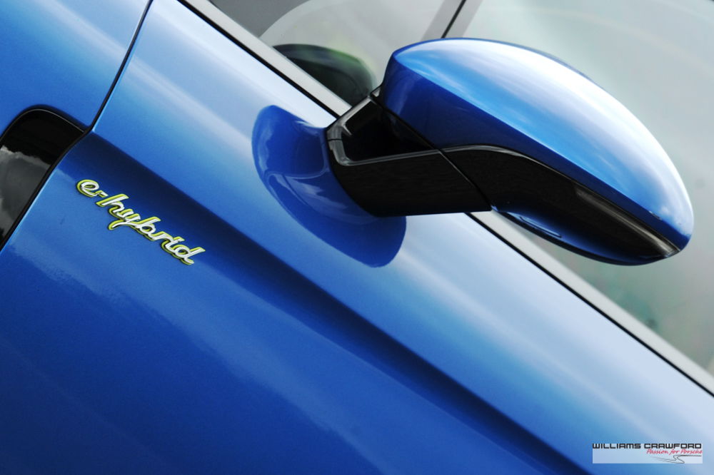 Porsche Panamera 4 E-Hybrid