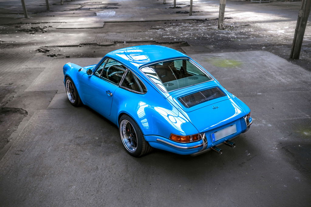 Porsche 911 Backdate