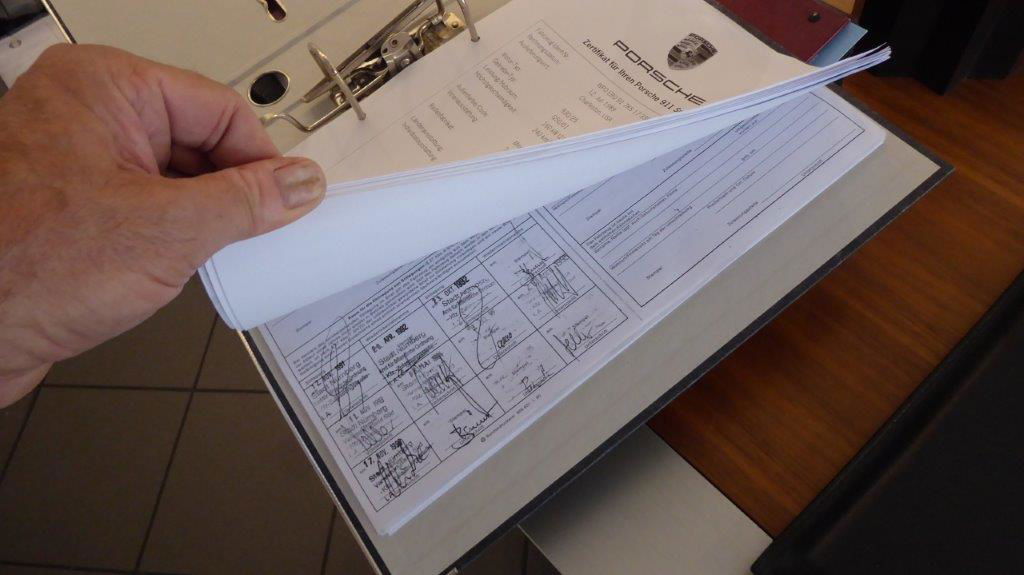 Porsche 911 Carrera 3.2 Speedster