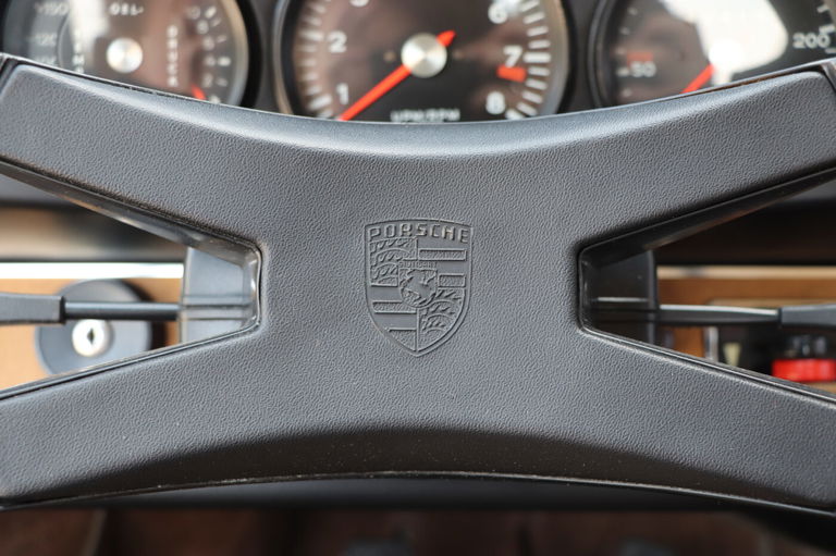 Porsche 911 S (F-Modell)