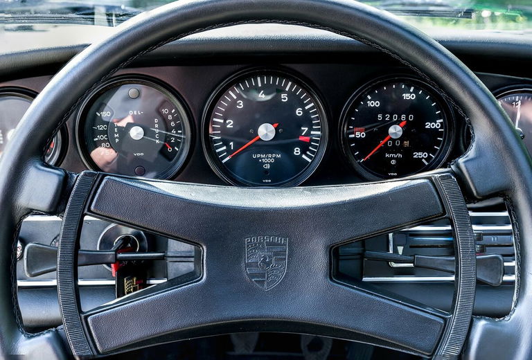 Porsche 911 S (F-Modell)