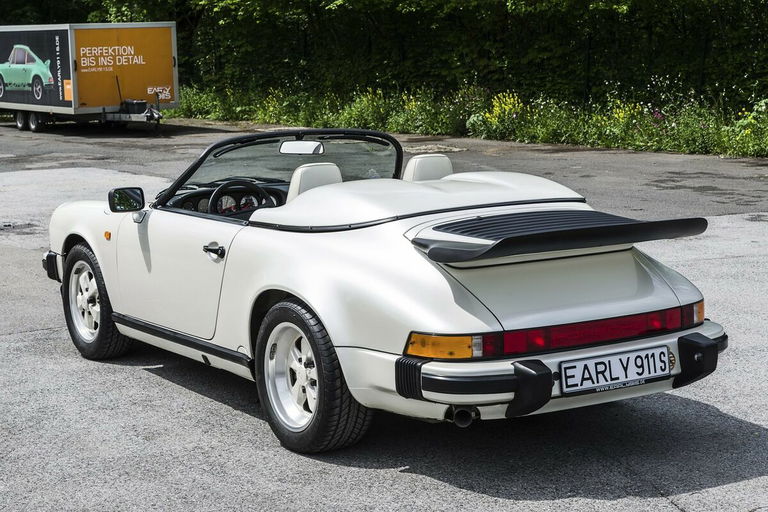 Porsche 911 Carrera 3.2 Speedster