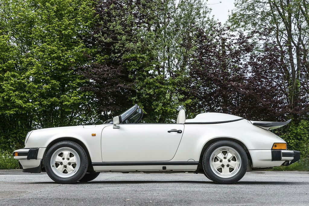 Porsche 911 Carrera 3.2 Speedster