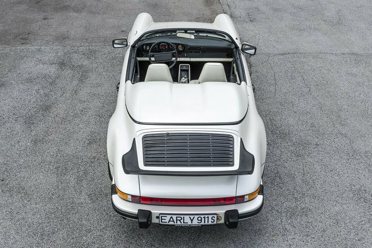 Porsche 911 Carrera 3.2 Speedster