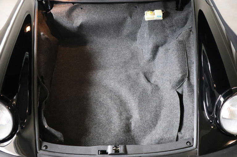 Porsche 911 Carrera 3.2 Speedster