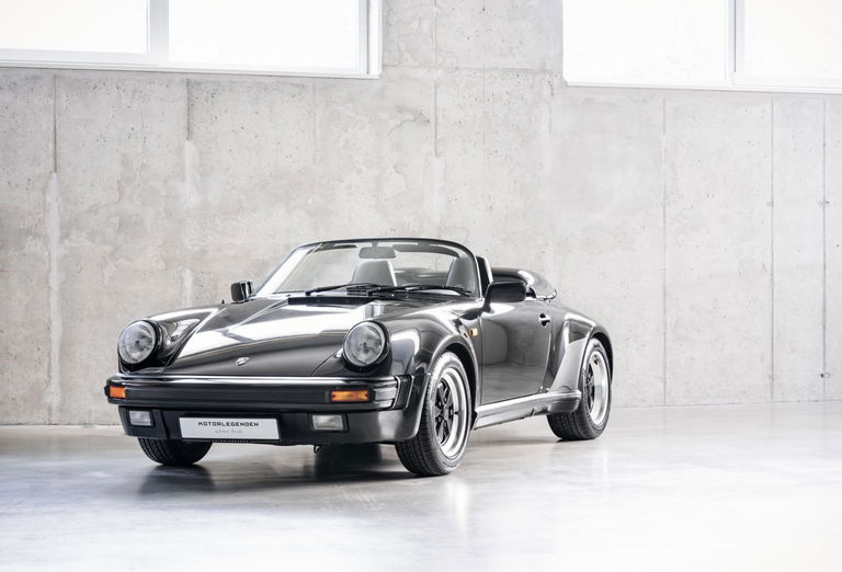 Porsche 911 Carrera 3.2 Speedster