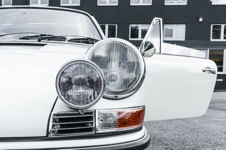 Porsche 911 S (F-Modell)