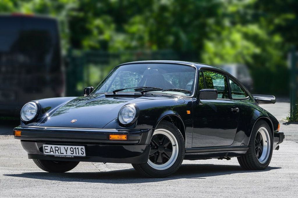 Porsche 911 Carrera 3.2 Clubsport